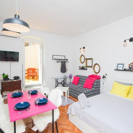 Fab 'N' Chic Apartments Split Bagian luar foto
