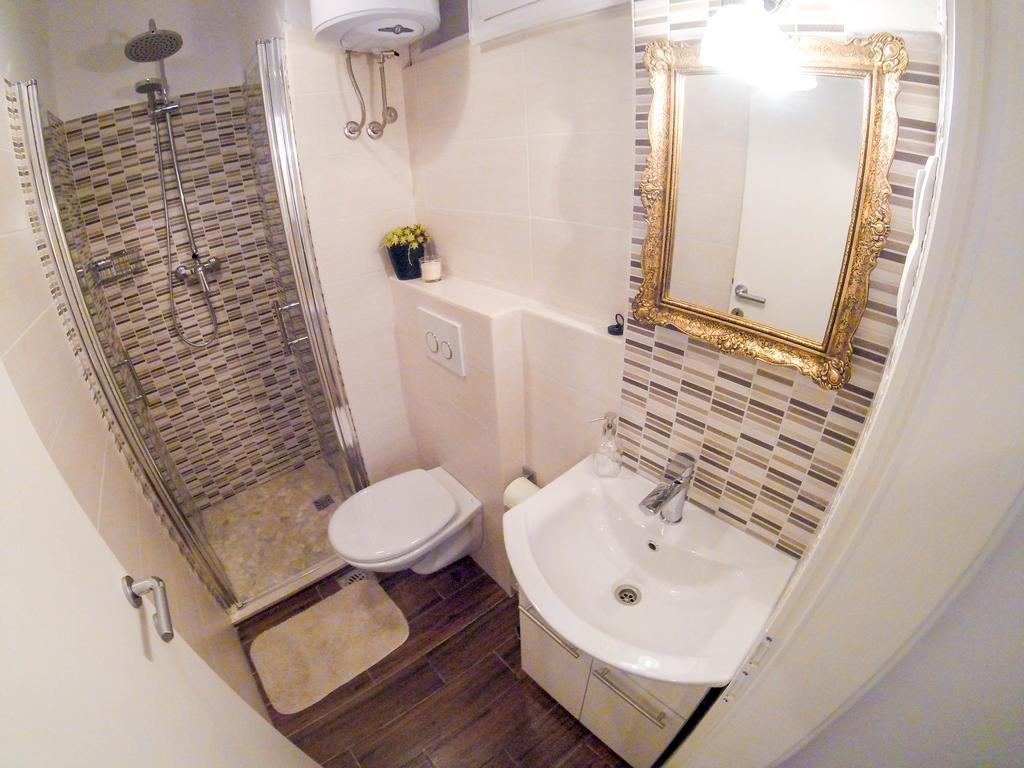 Fab 'N' Chic Apartments Split Bagian luar foto